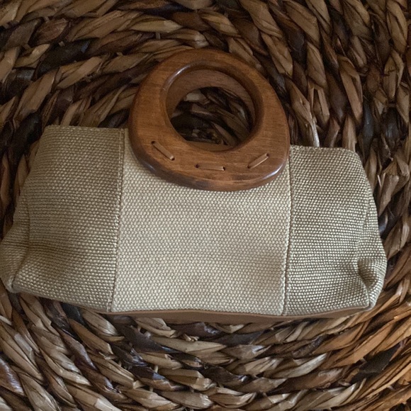 GH Bass & Co handbag - Picture 2 of 5